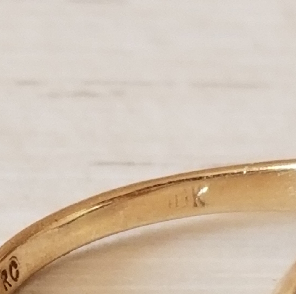10K Gold CZ Statement Ring - Picture 8 of 11